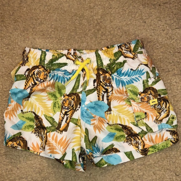 zara boys swim shorts